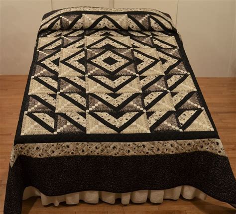 Amazing, authentic Amish-made quilt! Entirely hand-quilted. | Old country stores, Quilts ...