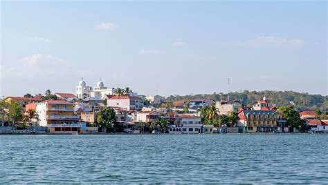 Flores Guatemala: Wander and Explore this Colorful Island in a Day