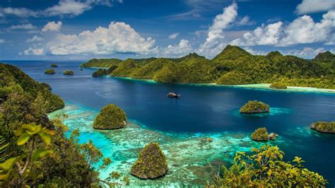 35 Nature Indonesia Wallpapers - Wallpaperboat