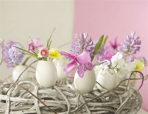 Get Into The Spring Season With Easter Decorations - Decoholic