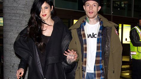 Kat Von D Debuts Black Diamond Engagement Ring, Steps Out With Fiance Deadmau5: Pictures - Us Weekly