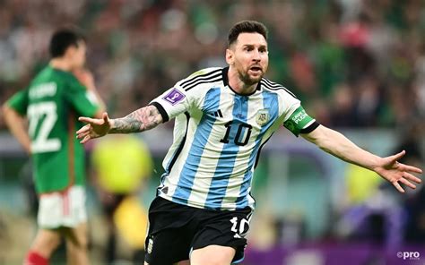 Send help! Messi saves lacklustre Argentina from World Cup humiliation | FootballTransfers US