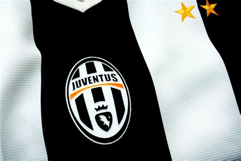 Central Wallpaper: Juventus FC Logo HD Wallpapers