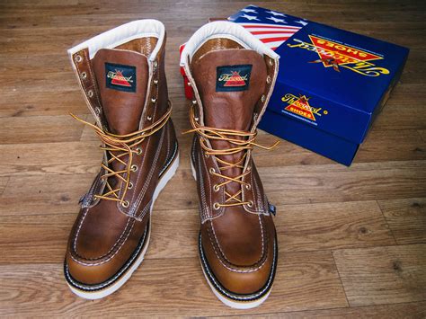 Sherman Lee Photography: Men's Accessories: Thorogood American Heritage 8" Moc Toe Boots