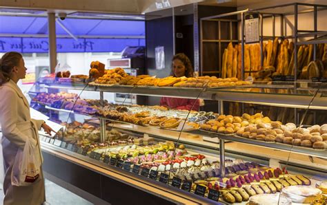 How to Order at a French Bakery: A Guide to Paris Pastries and Bread ...