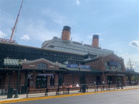 Titanic Museum Pigeon Forge TN | Tripster