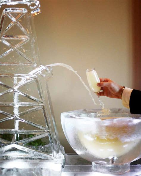 Next-Level Wedding Ice Sculptures That Will Delight Your Guests