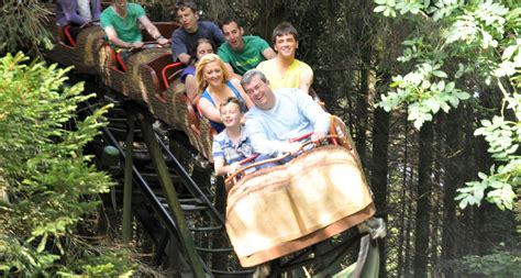 Family Rides | Family adventures | Oakwood Theme Park