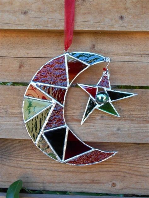 Stained Glass Moon with Star - Green - Red - Suncatcher by mabel # ...