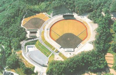 Hiroshima Toyo Carp Yū Baseball Training Field | YAMAGUCHI JAPAN TRAVEL GUIDE