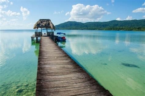 Lake Petén Itzá, Guatemala