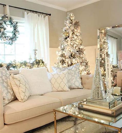 10 Dekorasi Interior Rumah Bertema Natal yang Kreatif - ARSITAG