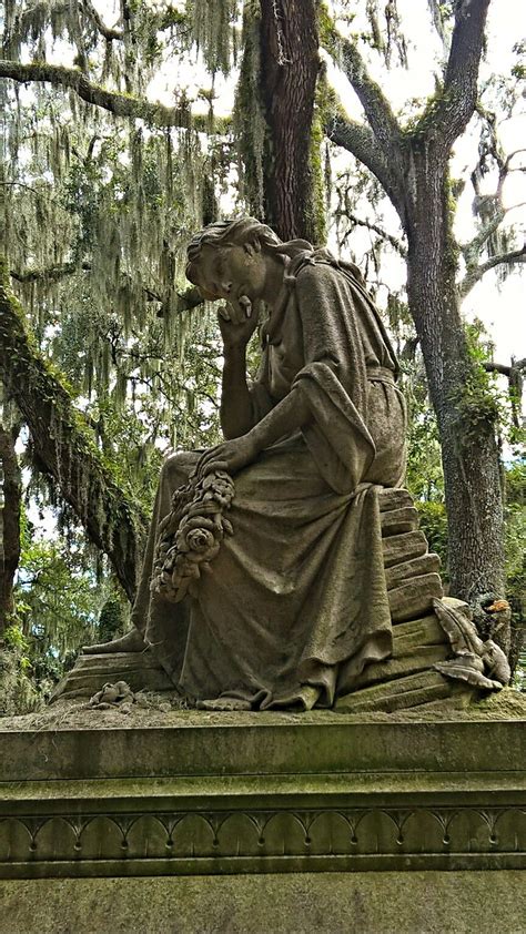 Bonaventure Cemetery Savannah,Georgia. | Cemetery statues, Lion ...