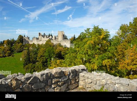 Eisenberg castle ruins hi-res stock photography and images - Alamy