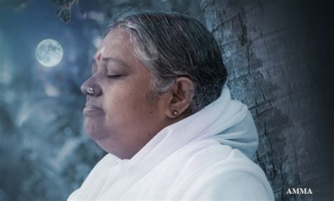 Mata Amritanandamayi Devi Quotes in Hindi अम्मा के विचार - BehtarLife.com