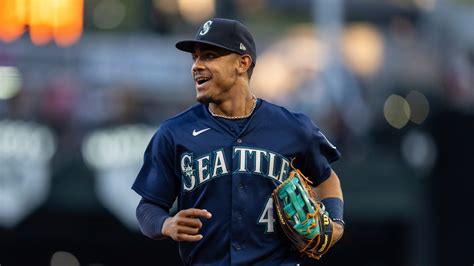 Mariners Sign Julio Rodriguez to Extension Worth at Least $210 Million ...