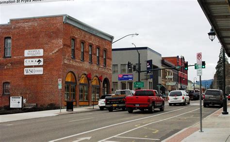 Pacific Avenue in downtown Forest Grove, Oregon image - Free stock photo - Public Domain photo ...