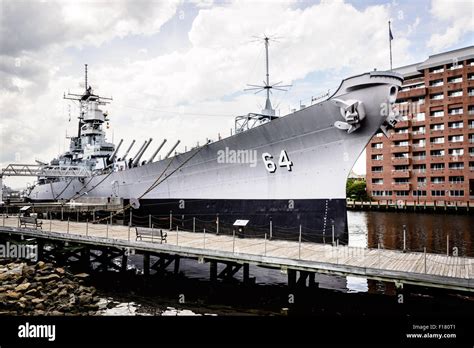 Battleship USS Wisconsin, Nauticus, 1 Riverside Drive, Norfolk, Virginia Stock Photo - Alamy