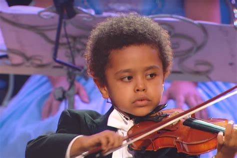 Akim Camara plays crushes violin performance at age five | Rare