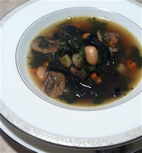 Black Trumpet Mushroom & White Bean Soup with Spinach | Tasty Kitchen ...