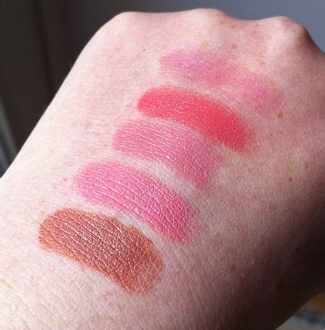 Scarabs Creation: MAC Creme Cup lipstick swatches