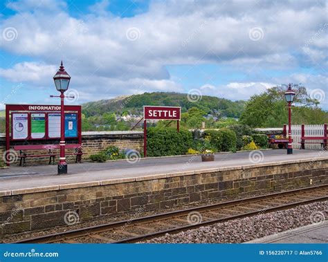 Settle Railway Station in the Yorkshire Dales Editorial Photography - Image of yorkshire ...