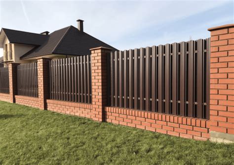 Modern Fence Designs Ideas | Omni Steel Supply