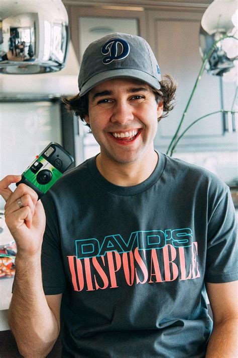 'David's Disposable' Camera App Emulates Retro Film Cameras - FilterGrade