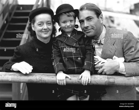 Bette davis gary merrill hi-res stock photography and images - Alamy