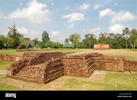 candi gumpung, muara jambi, jambi sumatra indonesia Stock Photo - Alamy