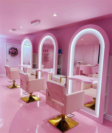 Pin on ʙ ᴏ s s | Beauty shop decor, Beauty salon decor, Beauty room salon