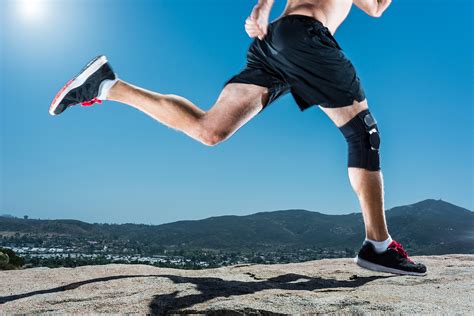 The 10 Best Knee Braces for Running Support - The Manual