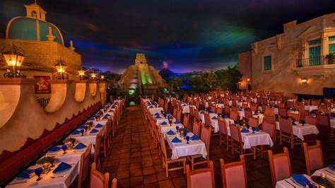 Mexico Pavilion Restaurant Operator Offering $1,000 Sign-On Bonus