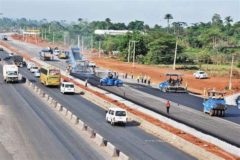 Sagamu Interchange of Lagos-Ibadan Expressway to be opened before ...