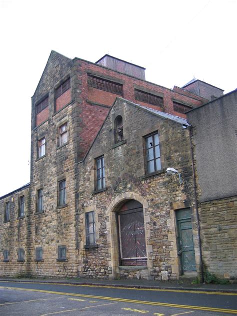 The Old Brewery, Lancaster © Ian Taylor cc-by-sa/2.0 :: Geograph Britain and Ireland
