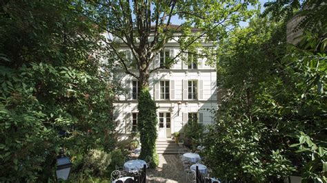 Hôtel Particulier Montmartre Review | Bon Appetit