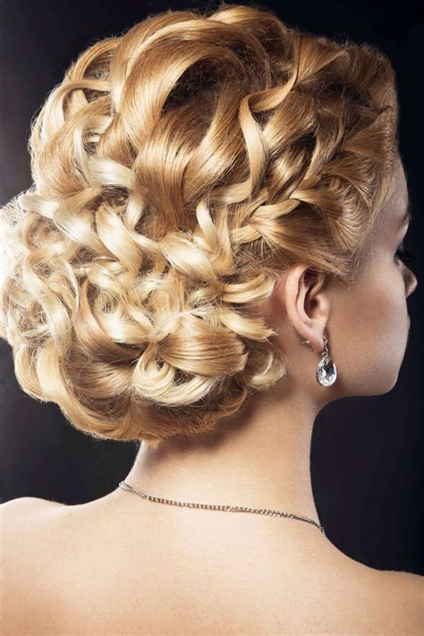 25 + Curly Updo Hairstyles - Flaunt Your Curls and Create a New Style