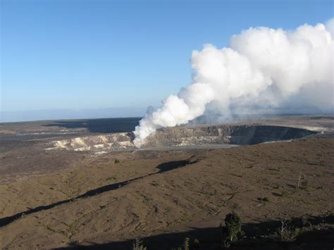 Volcano Inn Hawaii Hotel - $159/night, Hot Tubs, all Private Bathrooms!