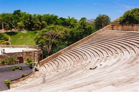 Amphitheater in Ancient Village Altos De Chavon - Stock Photo - Image of performance, ruins ...