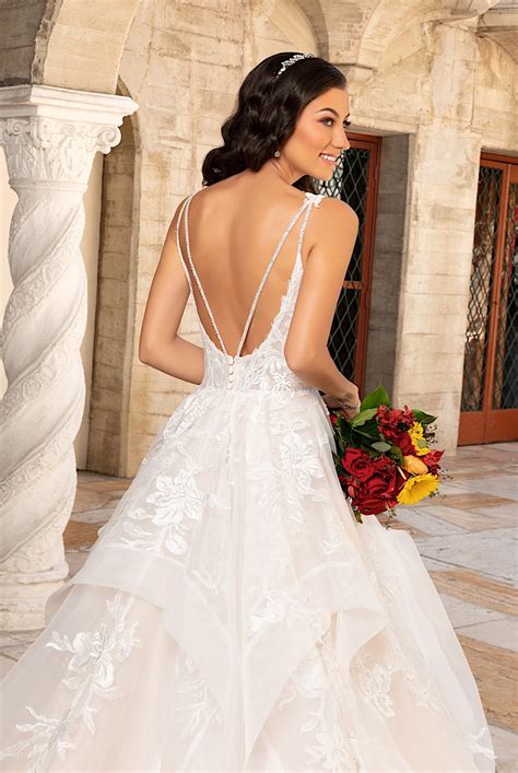 WEDDING DRESS STYLE TARA - The Bridal Company