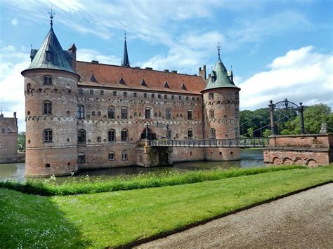 Egeskov Castle | Definitive Guide fro senior travellers - Odyssey Traveller