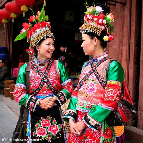 中國少數民族:背景介紹,分布特點,人口數目,分布地區,基本政策,生育政策,語言平等_中文百科全書