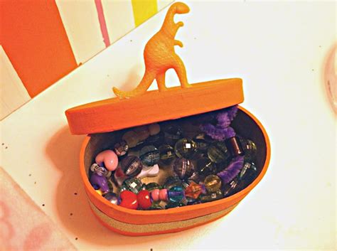 Plastic Animal Trinket Box | Fun Family Crafts