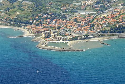 San Lorenzo Al Mare South Marina in San Lorenzo Al Mare, Liguria, Italy - Marina Reviews - Phone ...