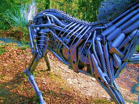 Mechanical horse | Sculpture by Simon Roscoe in the grounds … | Flickr