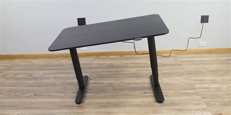 Top 7 Problems With The IKEA Bekant Standing Desk