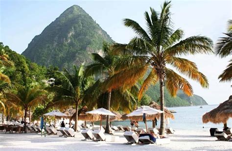 The Best Honeymoon Destinations in the Caribbean: 13 Romantic Locations!