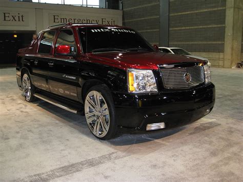 Cadillac Escalade EXT custom | Flickr - Photo Sharing!