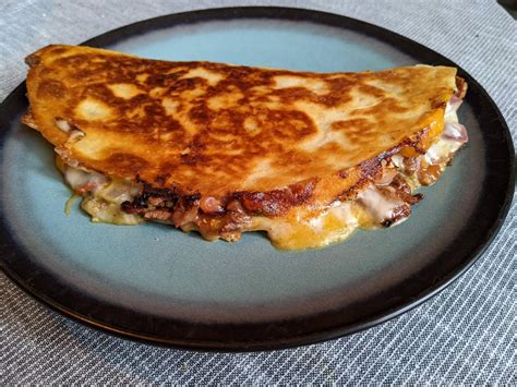 [Homemade] Carne Asada Quesadilla : r/FoodPorn