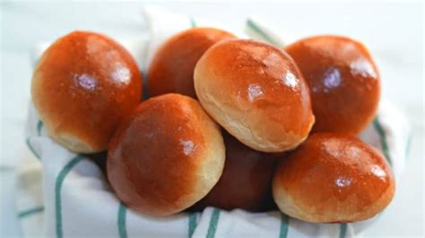 Easy Brioche Slider Buns Recipe | MerryBoosters